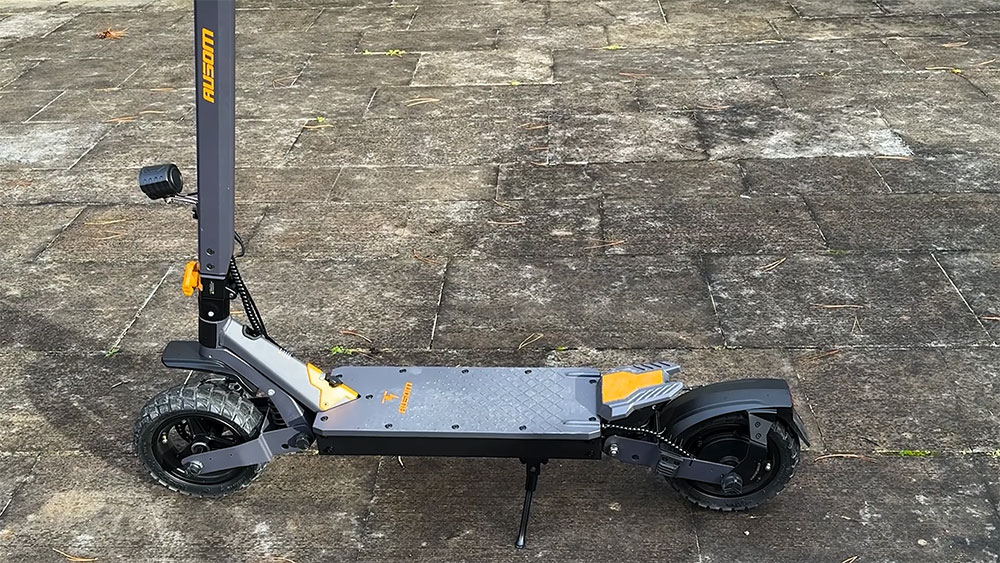 Test et avis de la trottinette électrique Ausom L1