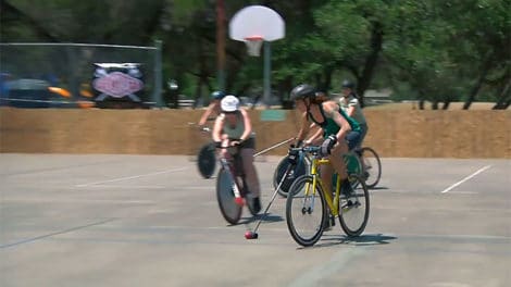 Bike polo + Ladies + Vidéo = Fun