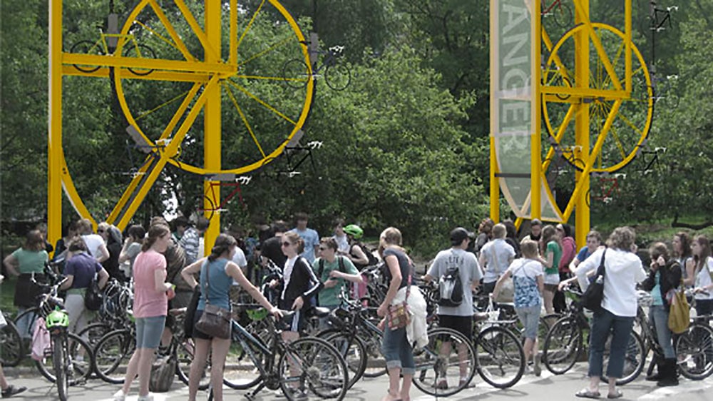 Bike Hanger, le parking à vélos, vertical et urbain !