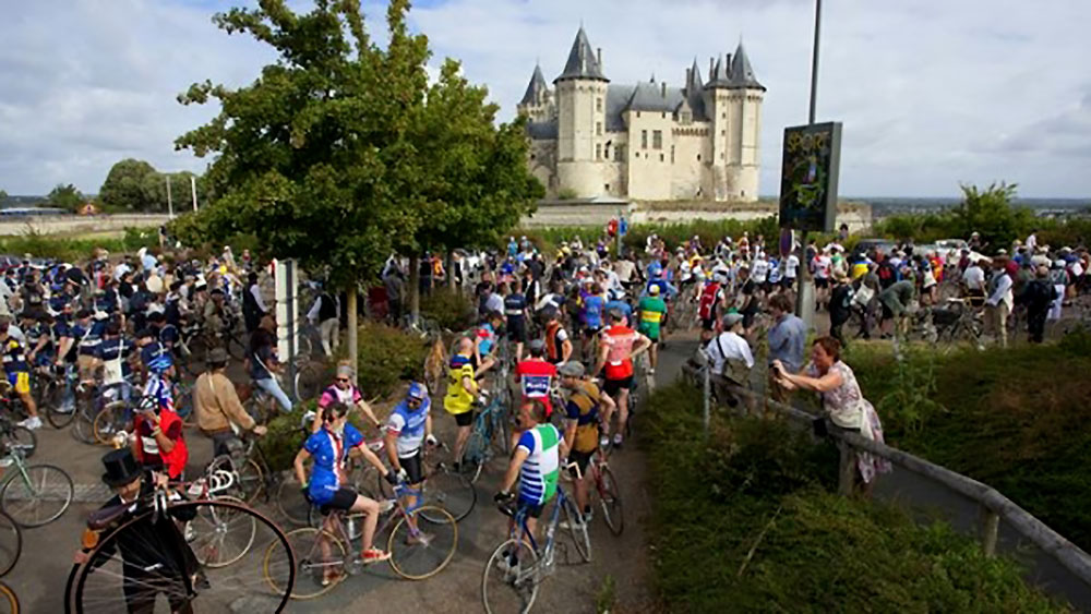 Plus que 200 places pour participer à l’Anjou Vélo Vintage !
