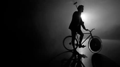 Louis Vuitton et le bike polo, Craftsmen on wheels