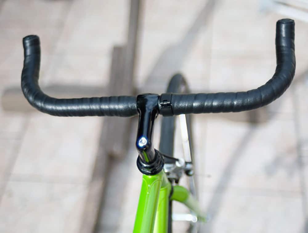Vélo fixie pignon fixe made in Lille vert flashy