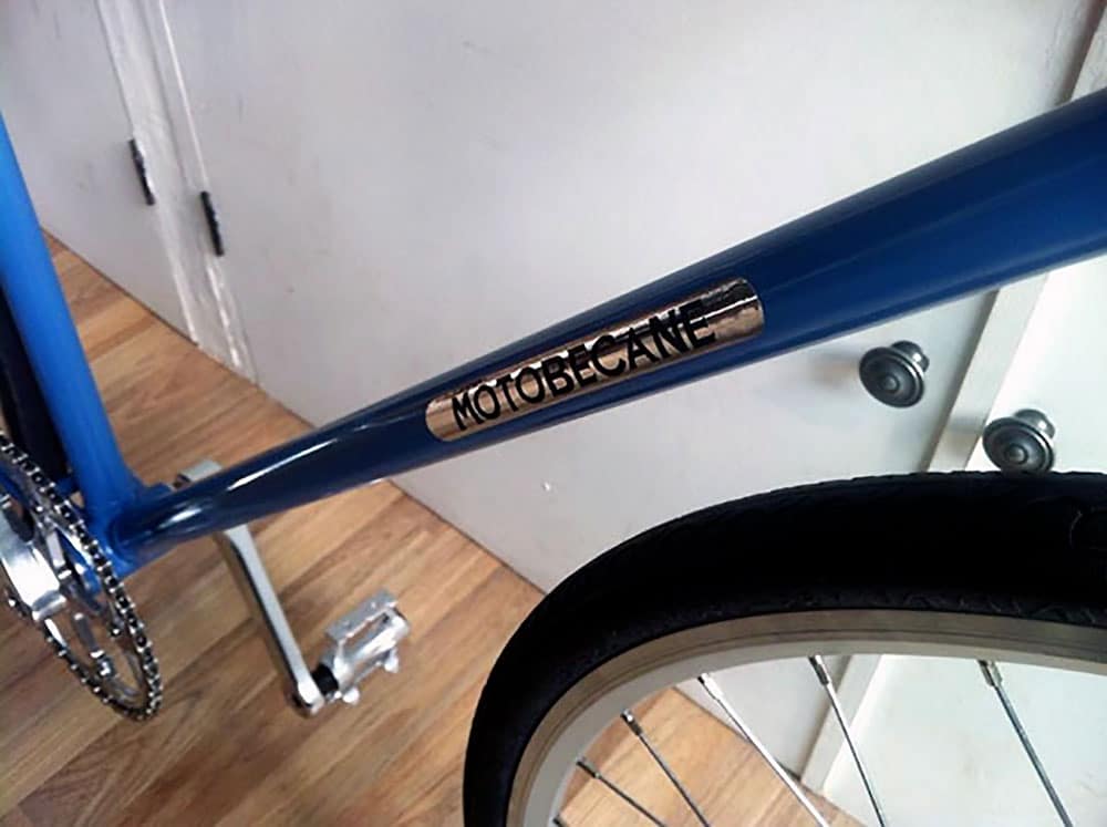 Vélo singlespeed rétropédalage Motobécane bleu et chrome