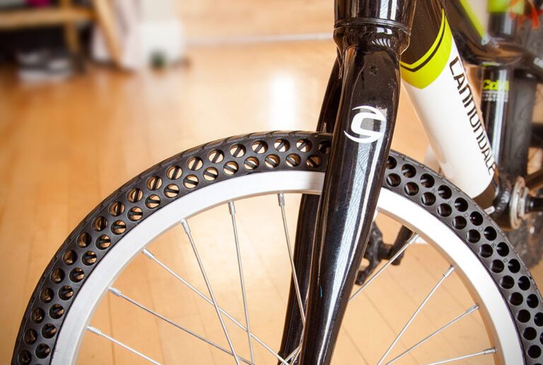 Découvre un pneu de vélo increvable, le Nexo — free download