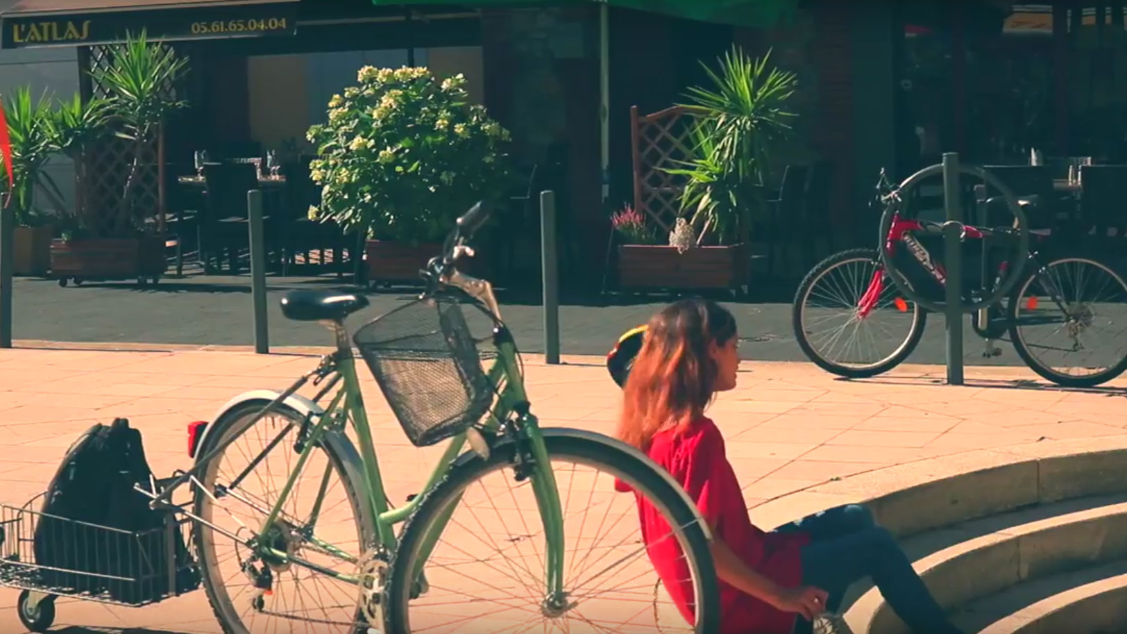 Le Suiver, une remorque de vélo urbain intelligente