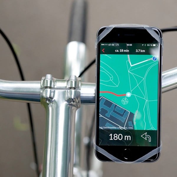 Le support de téléphone minimaliste proposé par Custom Vélo