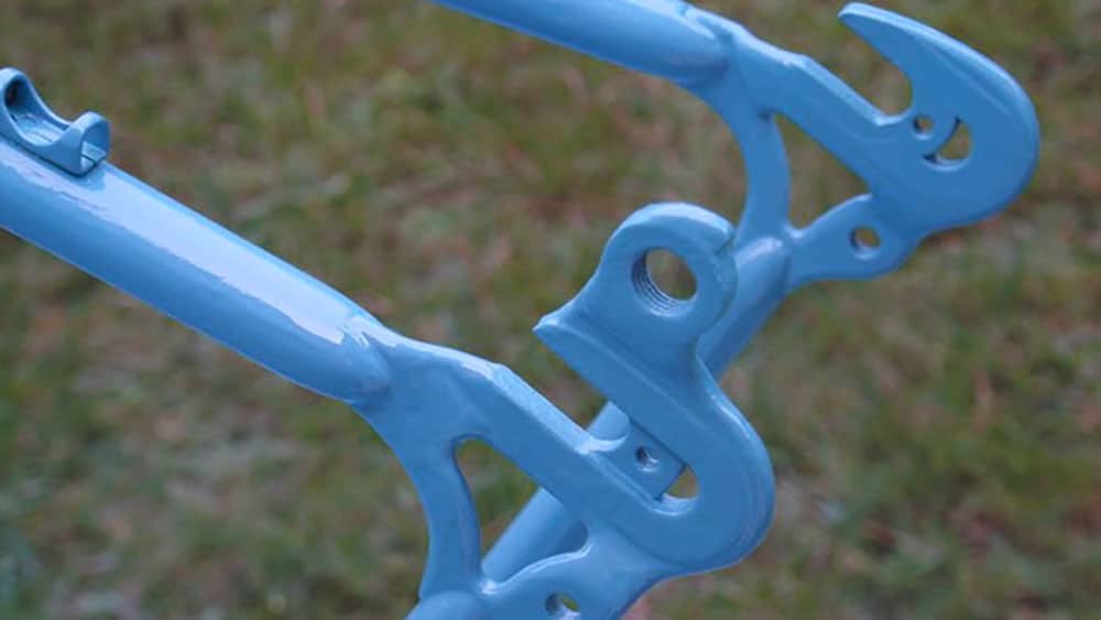 Comment repeindre son cadre de vélo à la bombe de peinture