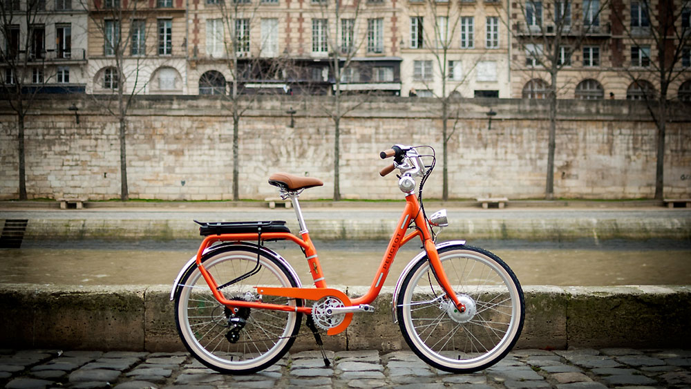 Test du nouveau vélo électrique urbain Peugeot eLC01