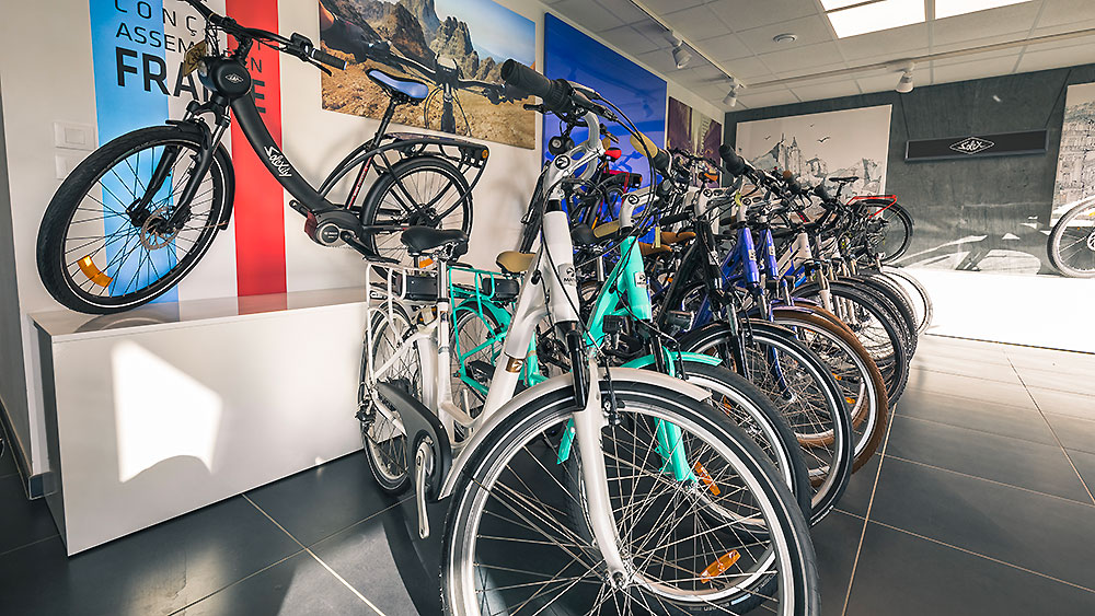 Rebirth ouvre son usine de vélos à Saint-Lô