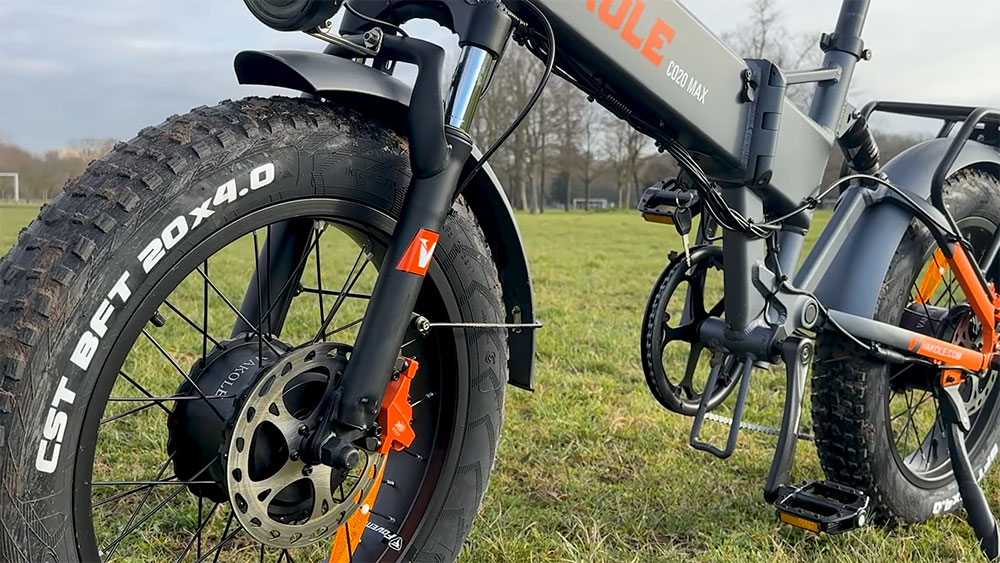Test du vélo électrique bi-moteur CO20 Max Vakole