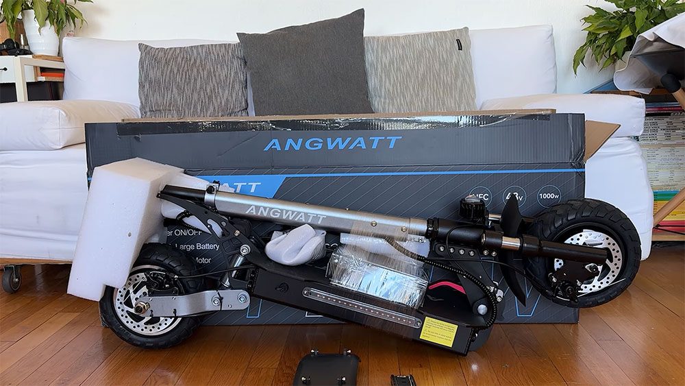Test trottinette à moins de 500€, Angwatt F1 2025