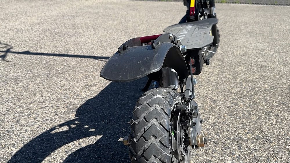 Test trottinette à moins de 500€, Angwatt F1 2025