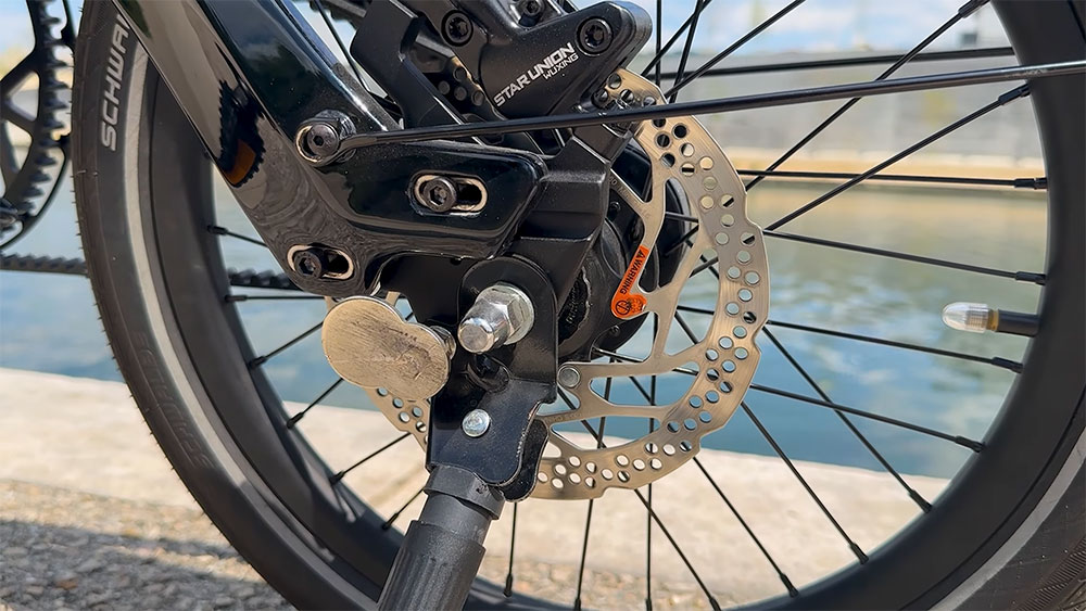 Test du vélo électrique pliant Flebi Pluma