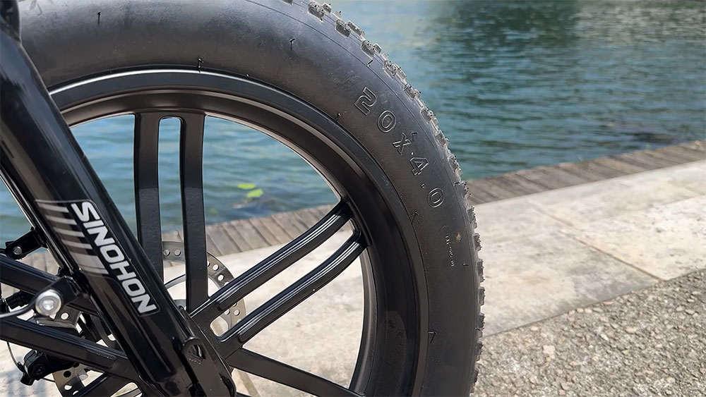 Test du fat bike électrique pliant Sinohon A20