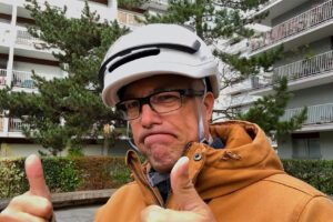 Test du casque lumineux de vélo UNIT1 Neon