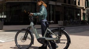 Trek lance le Charter+, un nouveau vélo électrique premium