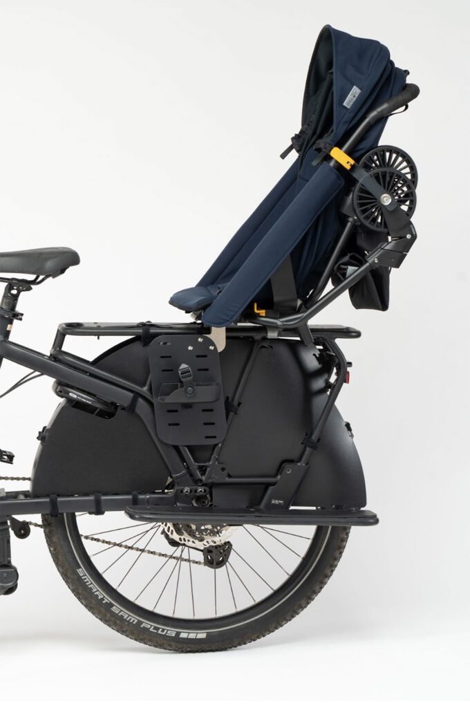 FAAR Ride, la poussette convertible en siège vélo fabriquée en France