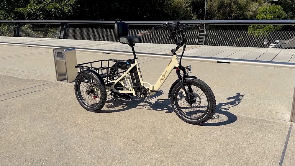 Test OneSport OT30 Pro, un tricycle électrique pliable