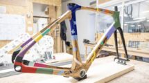 Quand l'art rencontre l'ultra-distance, le vélo Gonnel peint par Mathilde AT
